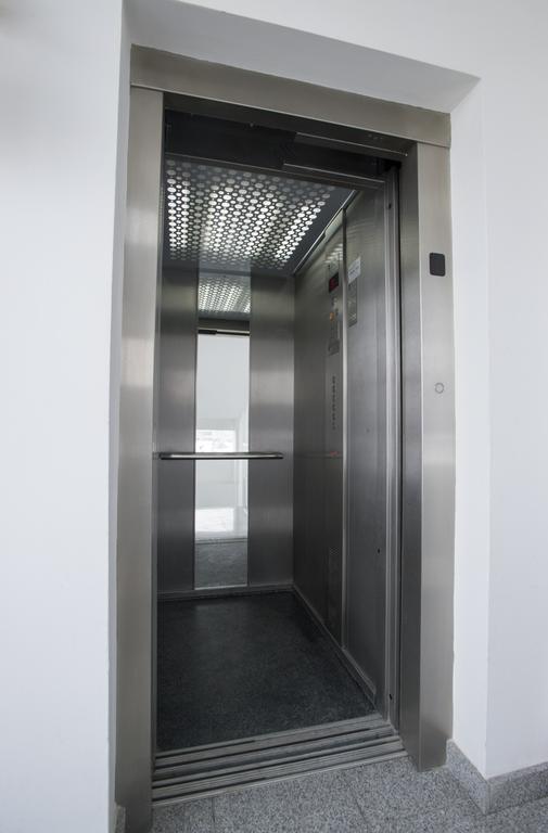 Heights Accommodation Unirii Free Parking Zone Bucureşti Exterior foto